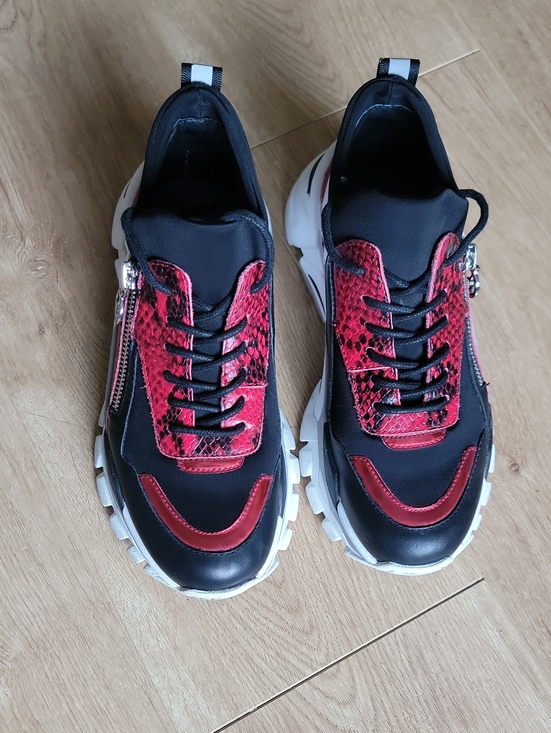 Wishbone Shoes - Wishbone Collection Womens  Chunky Lace-Up Sneakers in Black & Red